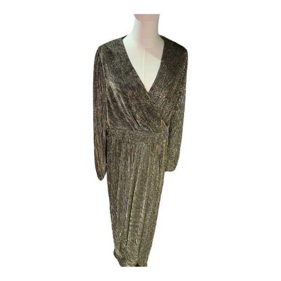 Clasi V-Neck Long Sleeve Asymmetrical Hem Dress Metallic Gold and Silver| SHEIN - Picture 2 of 6